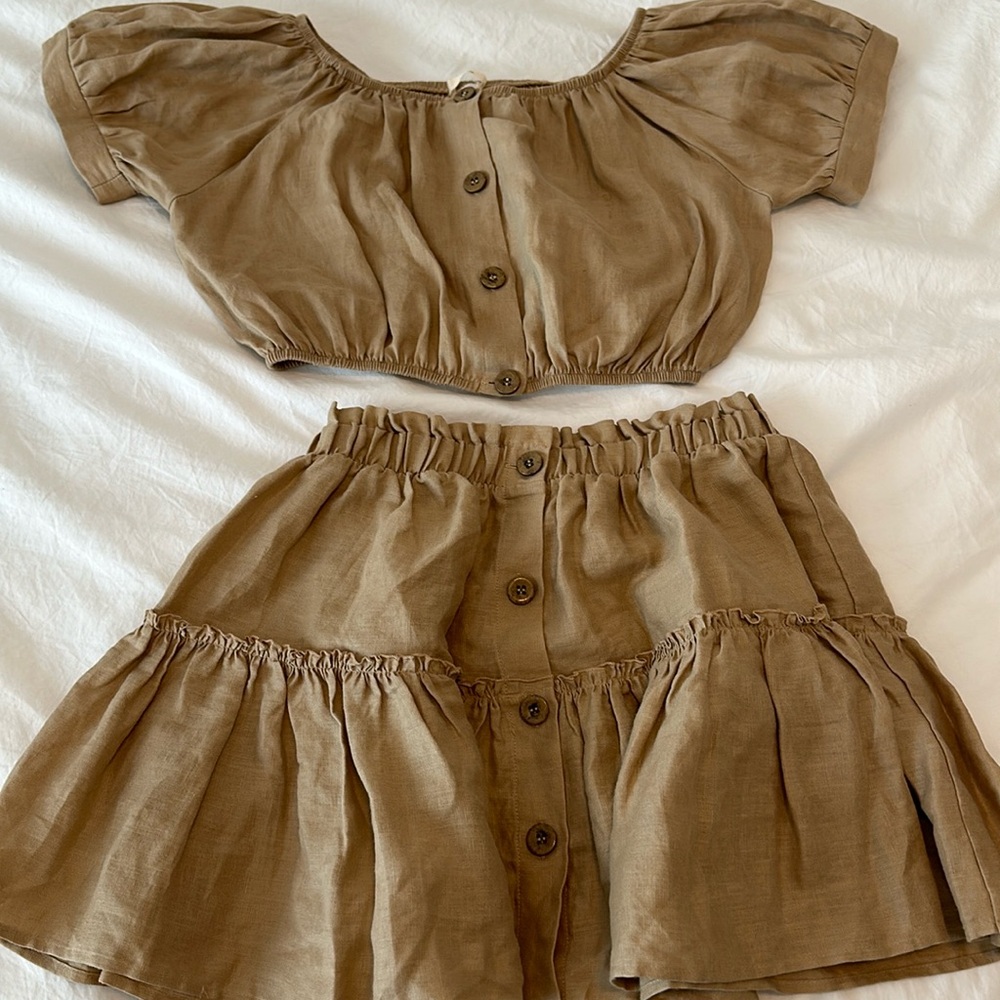 Eberjey SET- size small. Paid $370 total. So cute on!